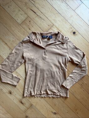 Long Sleeve Polo Top in Light Camel